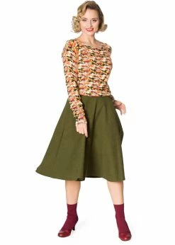Banned Sophicated 50's Swing Skirt Green -KILLSTAR Sales Store banned SK25115 sophicated skirt grn 0 1024x1024