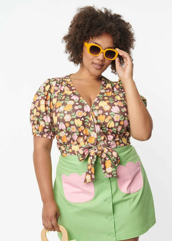 Unique Vintage Smak Parlour Roller Queen Tulip 60's Crop Blouse Brown - Image 3